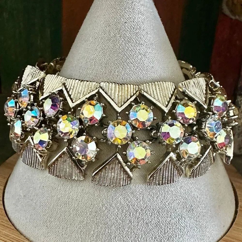 Coro Vintage Aurora Borealis Rhinestone Gold-Tone Link Bracelet